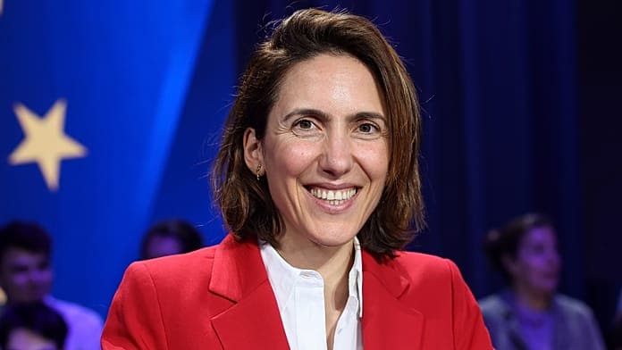 Valérie Hayer asserts Ukraine is not a US bargaining chip in Helsinki Valérie Hayer asserts Ukraine is not a US bargaining chip in Helsinki