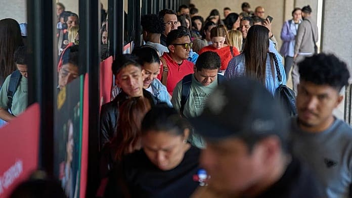 Spain's immigration staff cancel strike after government deal on pay hike Spain's immigration staff cancel strike after government deal on pay hike