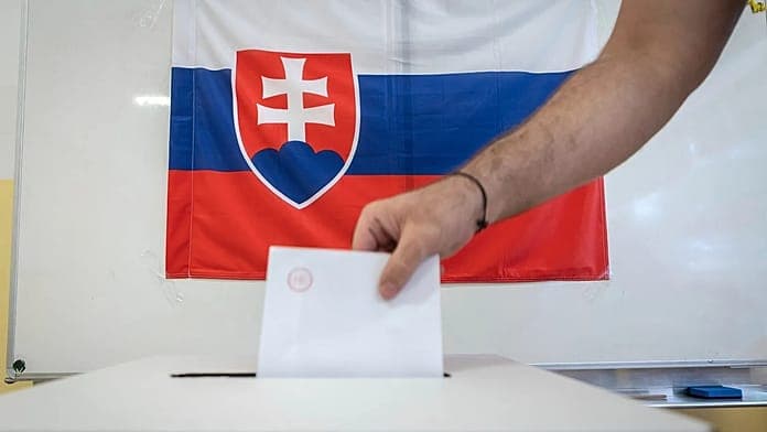 Slovakia to hold referendum on payment cuts for leaders on 4 July Slovakia to hold referendum on payment cuts for leaders on 4 July