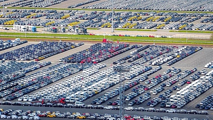 Trump to raise EU car tariffs to 25% amid trade deal concerns