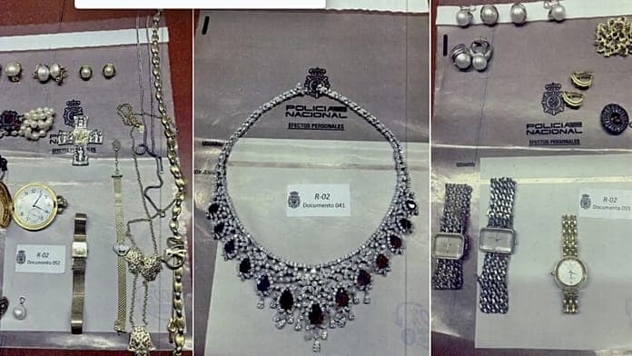 National police seize jewellery from Zapatero's office in Plus Ultra case National police seize jewellery from Zapatero's office in Plus Ultra case