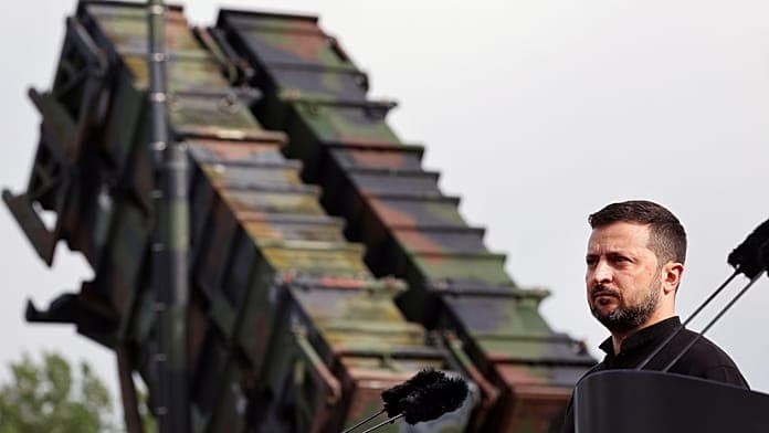 Zelenskyy seeks US support for Ukraine's air defence amid Russian reluctance Zelenskyy seeks US support for Ukraine's air defence amid Russian reluctance