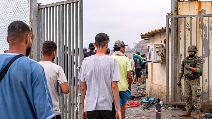 Ceuta installs barriers to prevent further migrant influx amid crisis Ceuta installs barriers to prevent further migrant influx amid crisis
