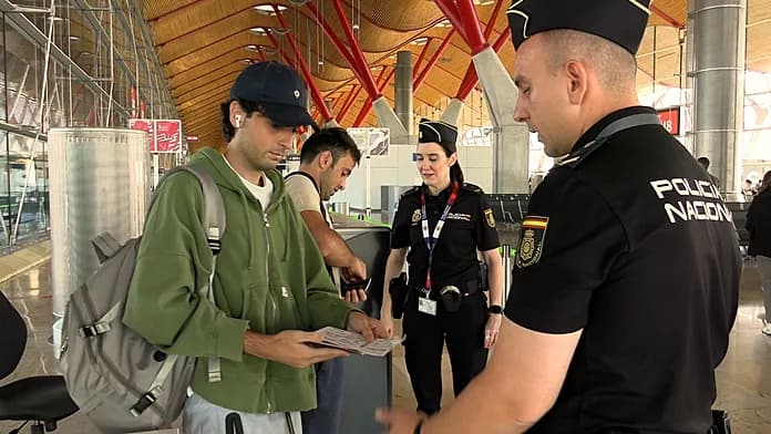 Spain extends border checks on travellers from Italy until 22 September