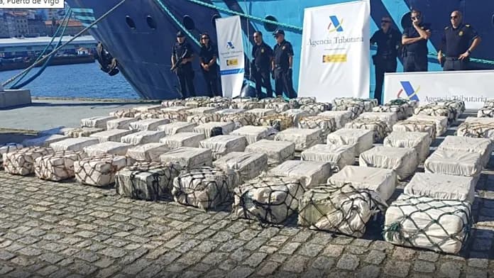 Spain arrests crew and dismantles drug trafficking network in Atlantic Spain arrests crew and dismantles drug trafficking network in Atlantic