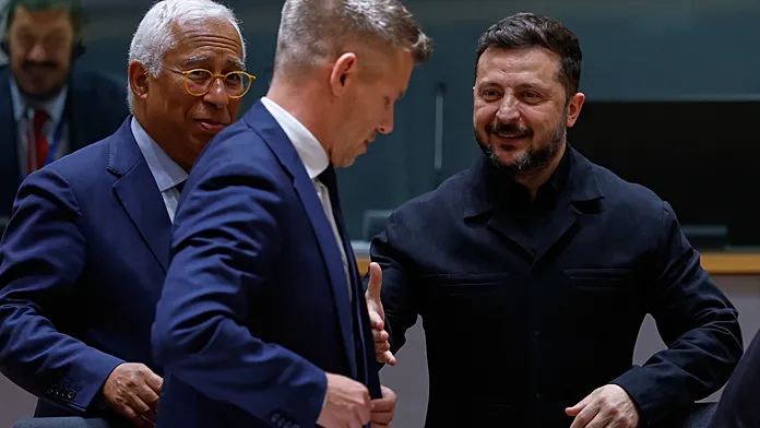 Ukraine parliament passes law on minority rights, easing Hungary tensions Ukraine parliament passes law on minority rights, easing Hungary tensions