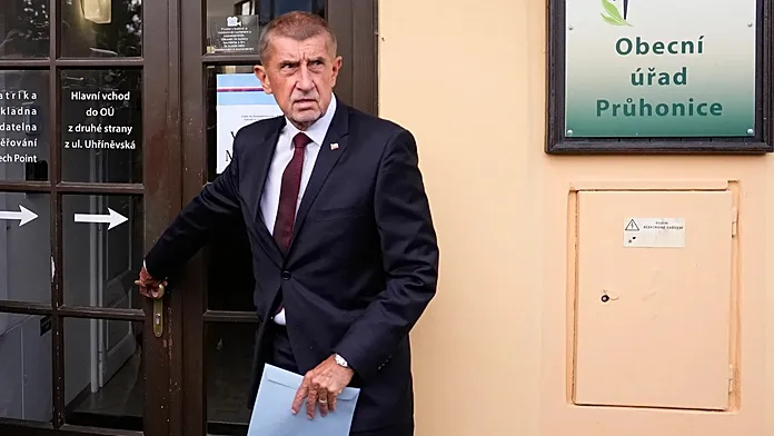 Czechs vote in local elections and third of Senate amid Babiš’s leadership test Czechs vote in local elections and third of Senate amid Babiš’s leadership test