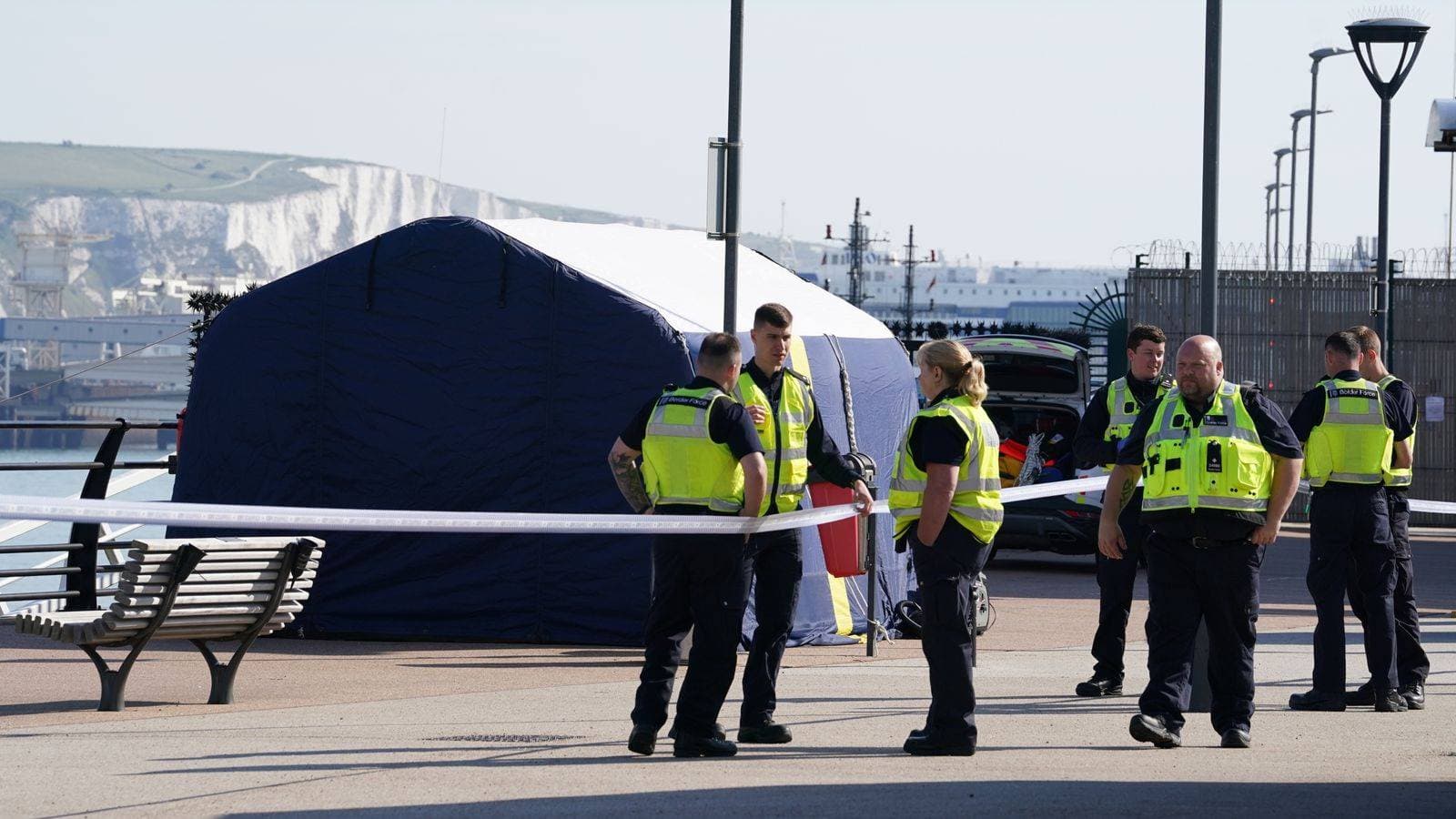 Migrant dies trying to cross Channel in small boat