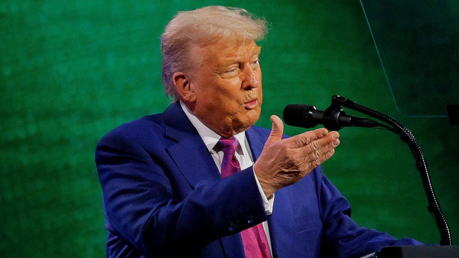 Trump to lift sanctions on Syria as he announces $600bn deal with Saudi Arabia