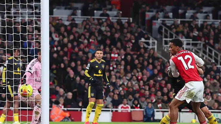 Arsenal vs Man Utd LIVE: Premier League score and goal updates