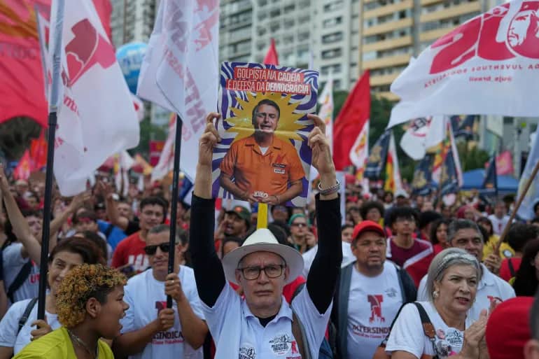 Brazil's Supreme Court Bars Law That Could Reduce Bolsonaro's Sentence