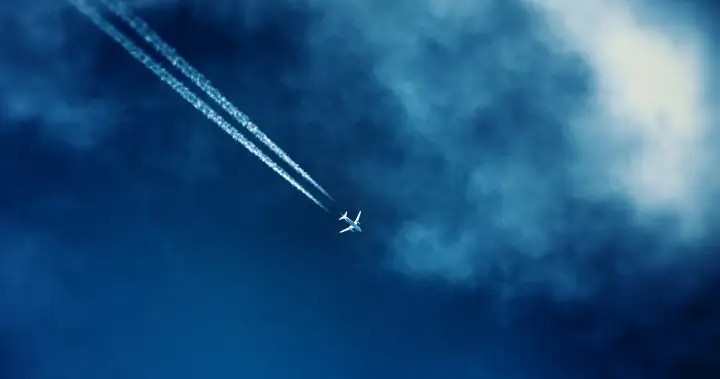 Former airline captain faces fraud charges related to unlicensed flying, say Peel police Former airline captain faces fraud charges related to unlicensed flying, say Peel police