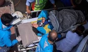 Dawa Sherpa found alive after six days on Mount Everest Dawa Sherpa found alive after six days on Mount Everest