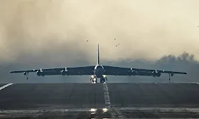 B-52 bomber crashes at California’s Edwards Air Force Base killing 8 B-52 bomber crashes at California’s Edwards Air Force Base killing 8