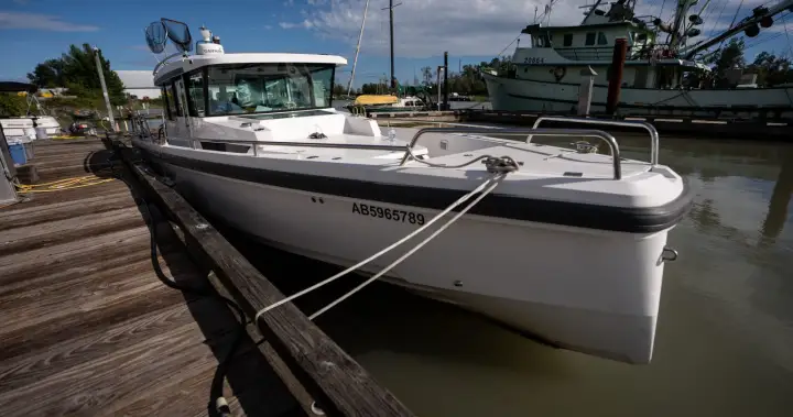 Second boat linked to B.C. charter before fatal sinking raises rescue concerns Second boat linked to B.C. charter before fatal sinking raises rescue concerns
