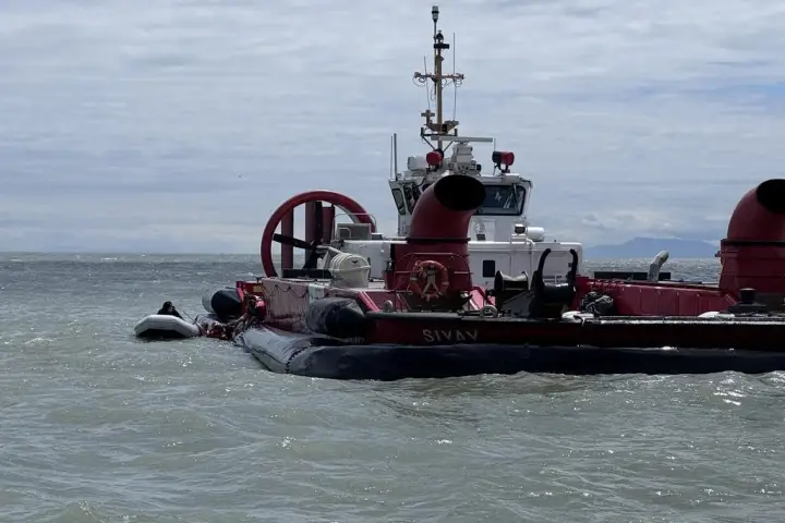 Charter boat sinks off Richmond coast; six presumed drowned, RCMP reports