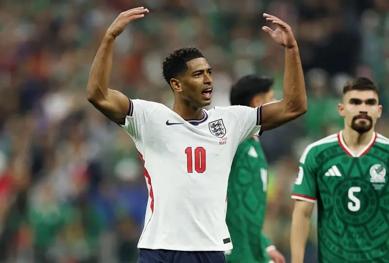 Hey Jude! It’s coming home …. LIVE FROM THE AZTECA Hey Jude! It’s coming home …. LIVE FROM THE AZTECA