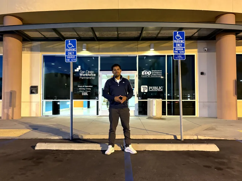 Immigrant US Navy veteran faces deportation after serving three tours in Iraq Immigrant US Navy veteran faces deportation after serving three tours in Iraq