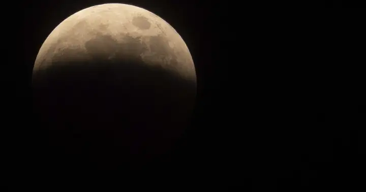 Partial lunar eclipse to be visible across central and eastern Canada Partial lunar eclipse to be visible across central and eastern Canada