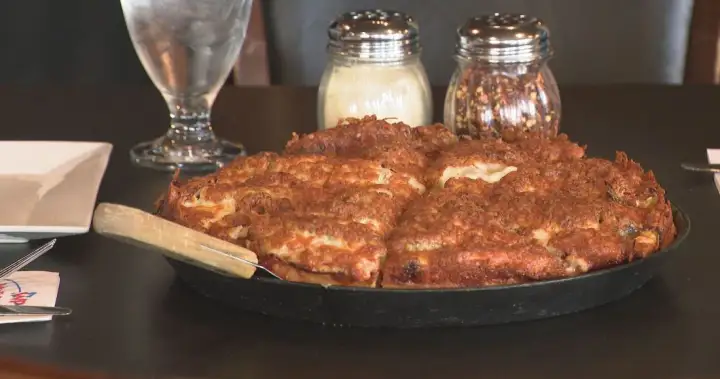 Fans of Riders and Bombers clash over Regina-style pizza ahead of Labour Day Classic Fans of Riders and Bombers clash over Regina-style pizza ahead of Labour Day Classic
