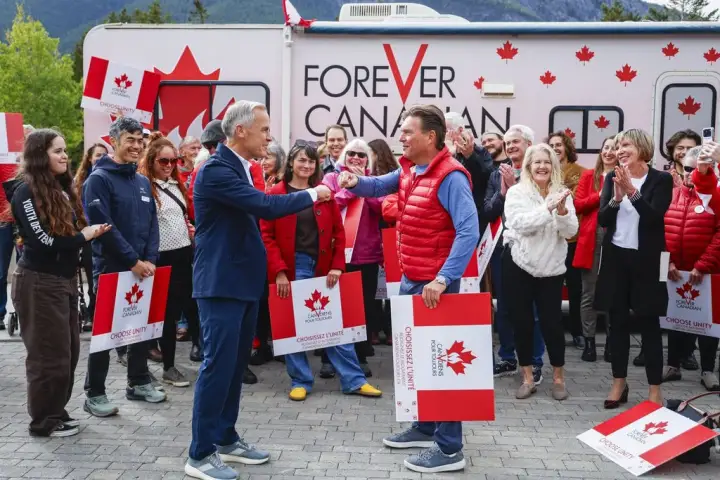Mark Carney meets Forever Canadian campaign supporters in Banff