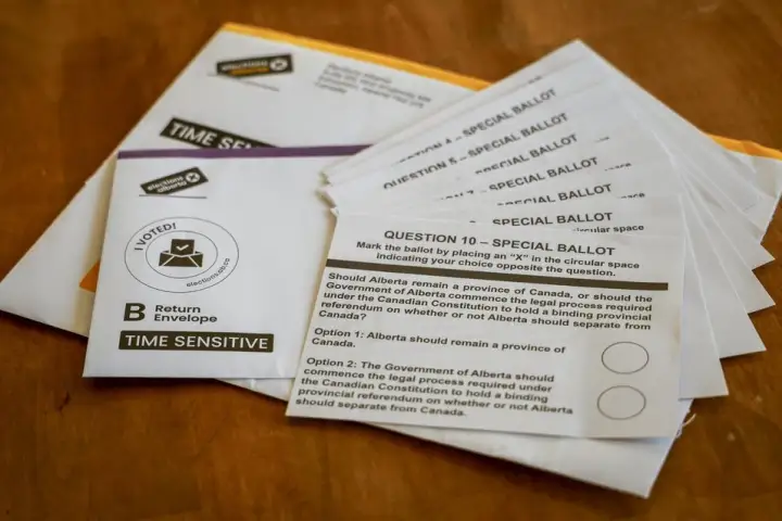 Alberta premier highlights error correction in referendum ballot packages