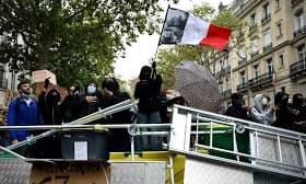 Student protests escalate across France amid government’s suspension of stun grenades Student protests escalate across France amid government’s suspension of stun grenades