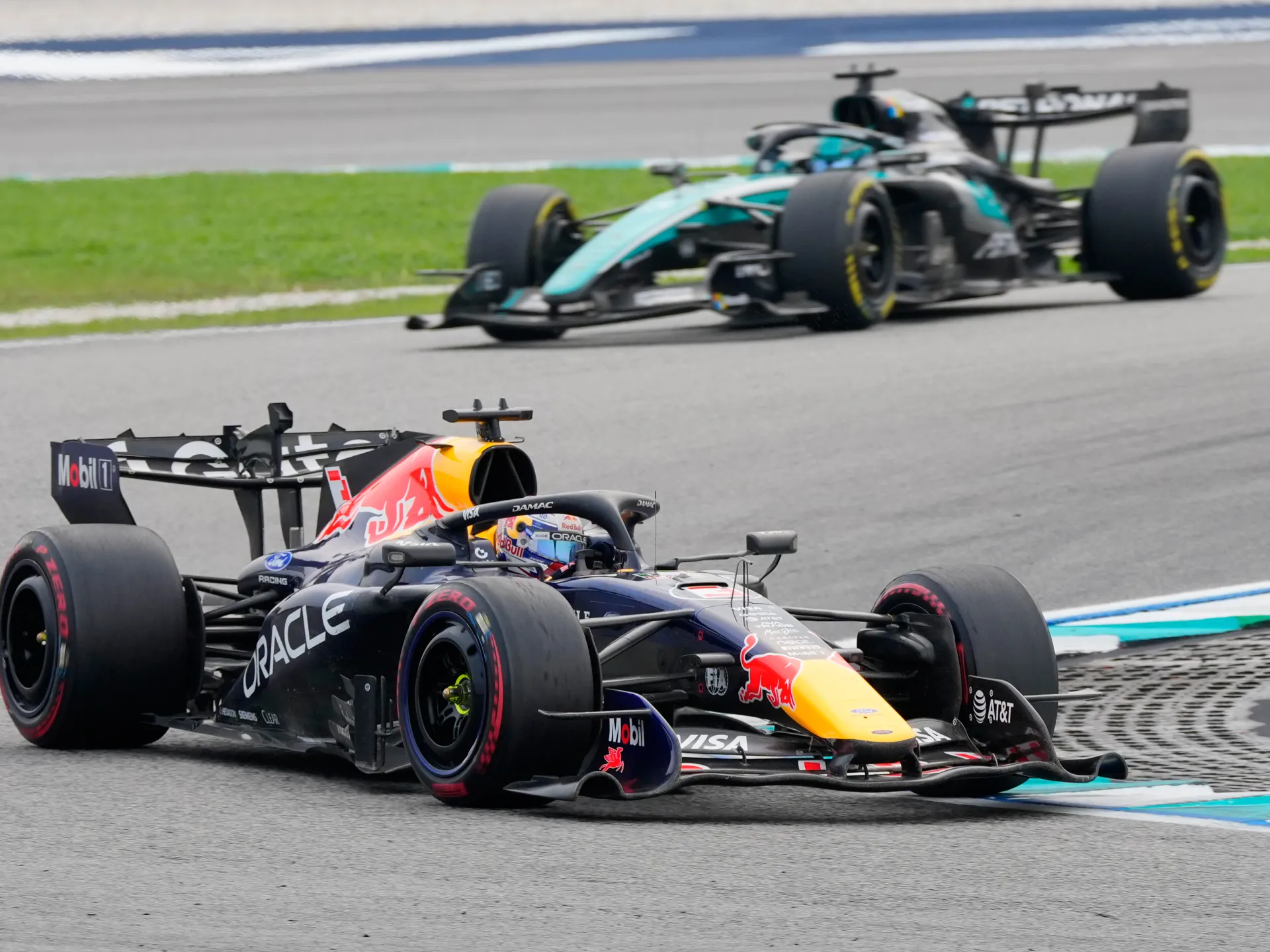 Formula One to investigate software bug affecting Bahrain Grand Prix restart Formula One to investigate software bug affecting Bahrain Grand Prix restart