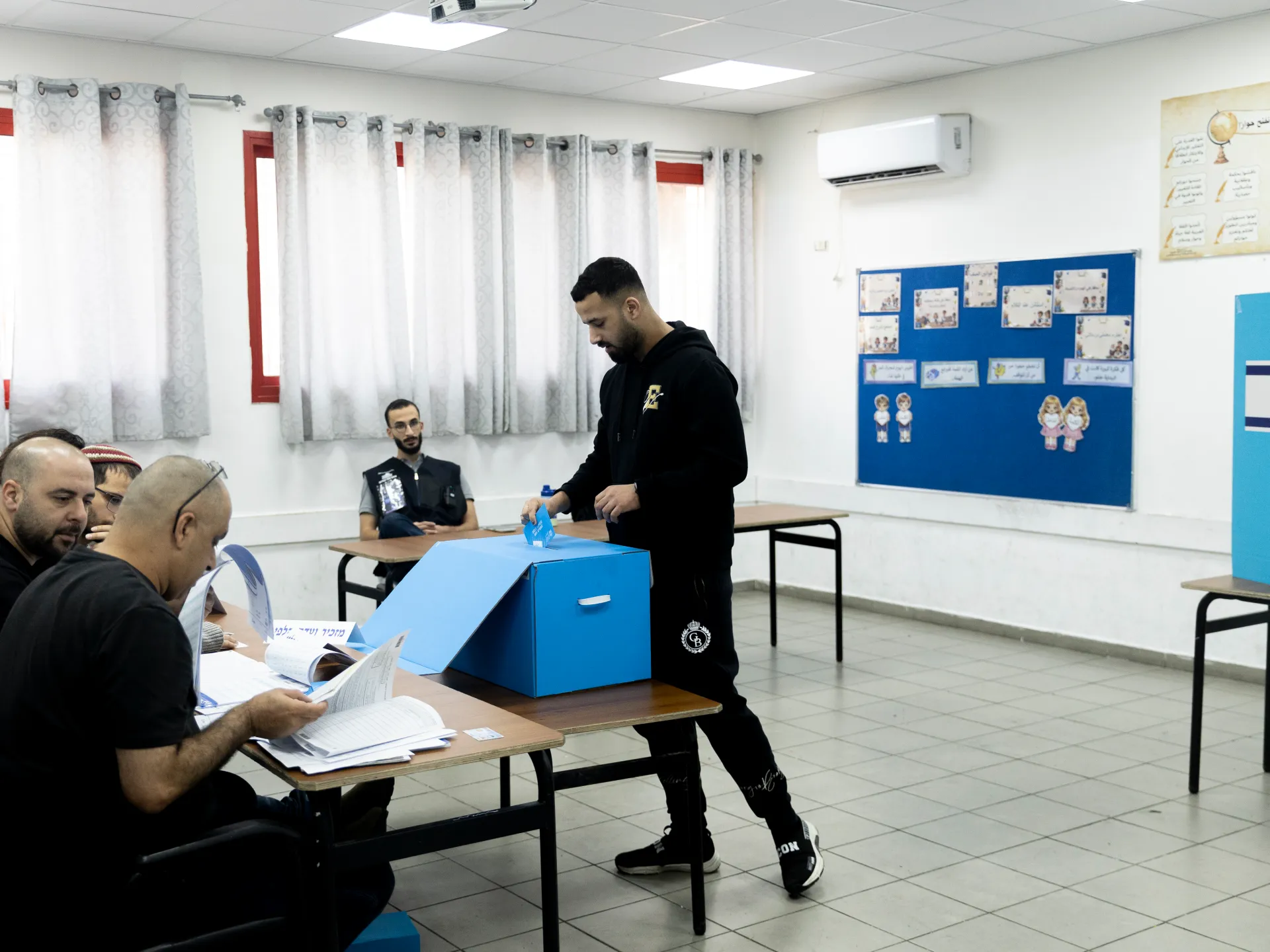 Arab parties expected to secure 18 seats in Israel's parliamentary election