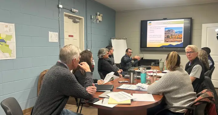 Okanagan Falls' first municipal council undergoes training before inaugural meeting Okanagan Falls' first municipal council undergoes training before inaugural meeting